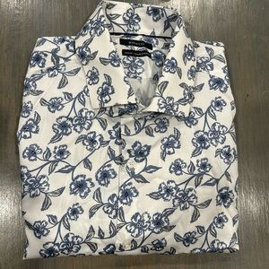 NWOT RW&Co slim fit shirt